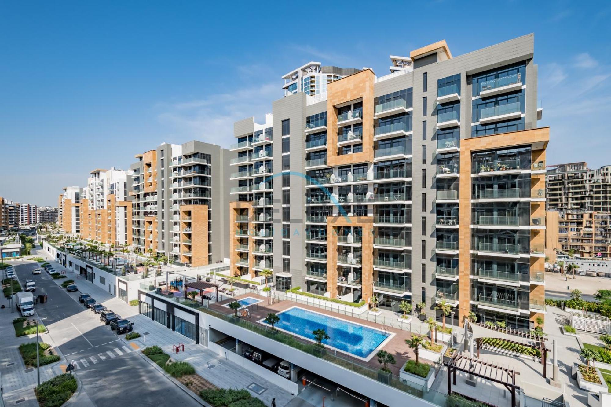 Stylish In Azizi Riviera 42, Al Merkadh By Deluxe Homes